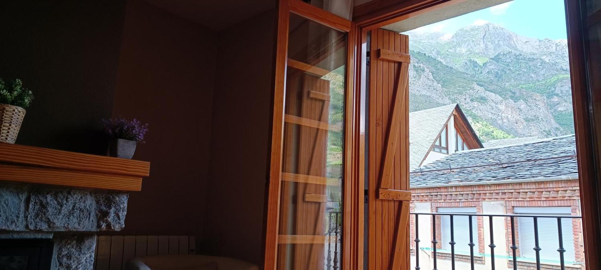 Apartamento Villacampa 1 Benasque Bagian luar foto